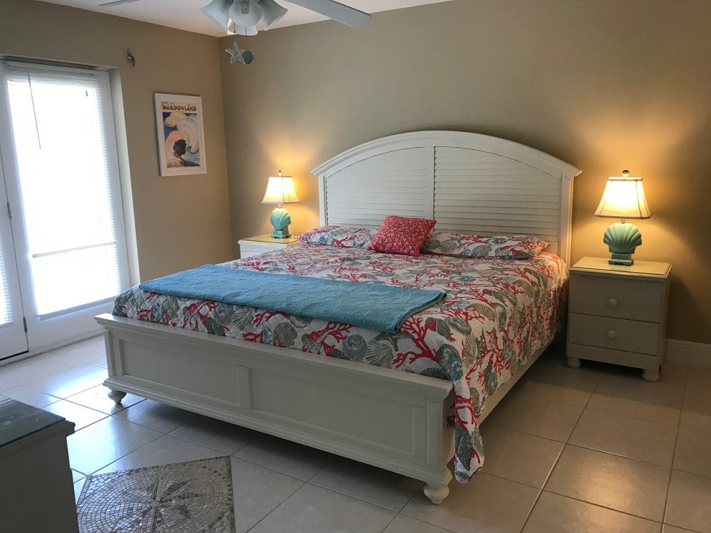 Large Comfortable Master Bedroom With Walk-In Closet And Private Ensuite Bathroom